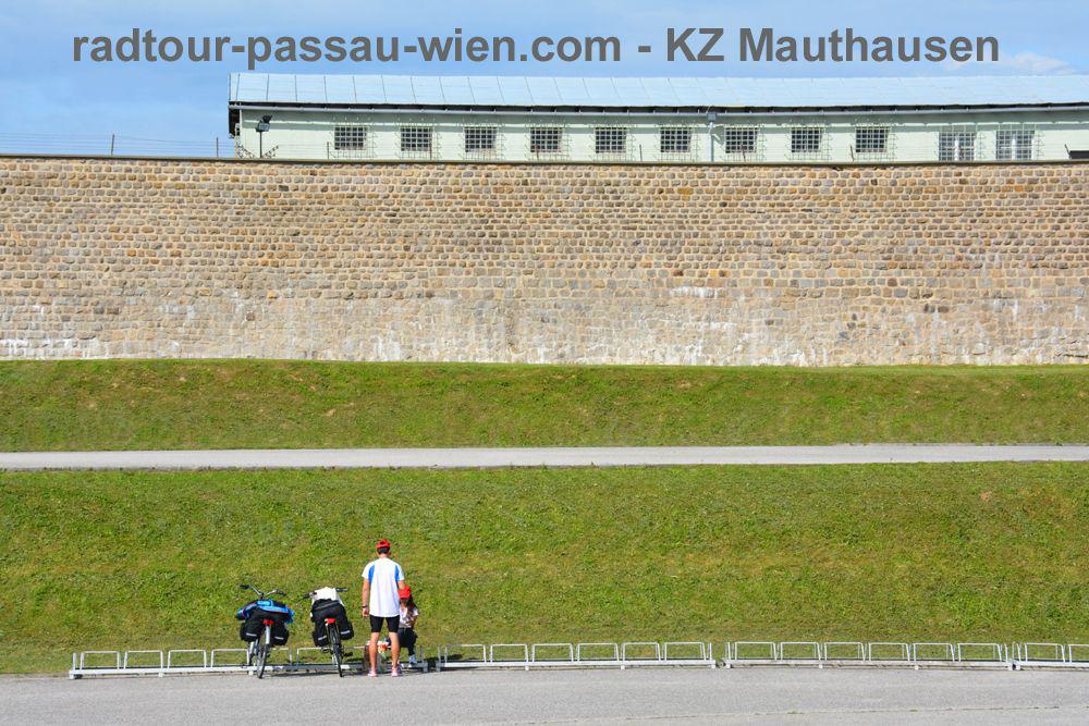 Sykkeltur Passau-Wien - Minnesmerke KZ Mauthausen