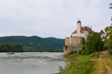 Burg Schönbühel